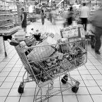 La dictadura de los supermercados, un manual para descolonizar los sentidos