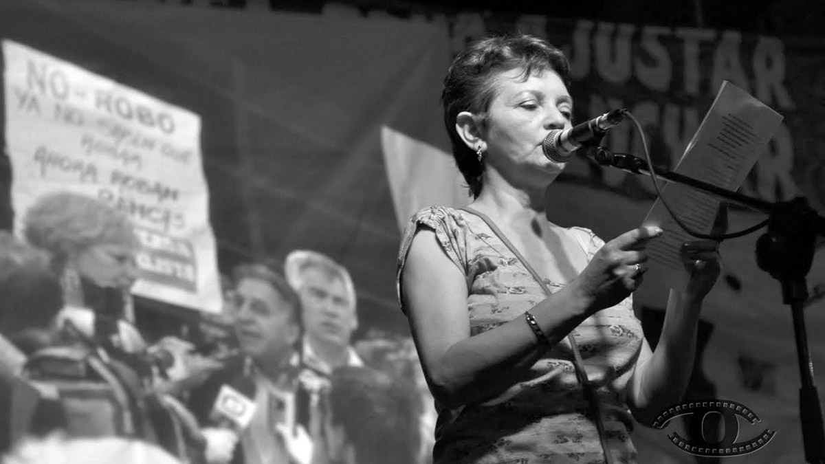 Eugenia Cabral: “La poesía política no es apreciada por la crítica”