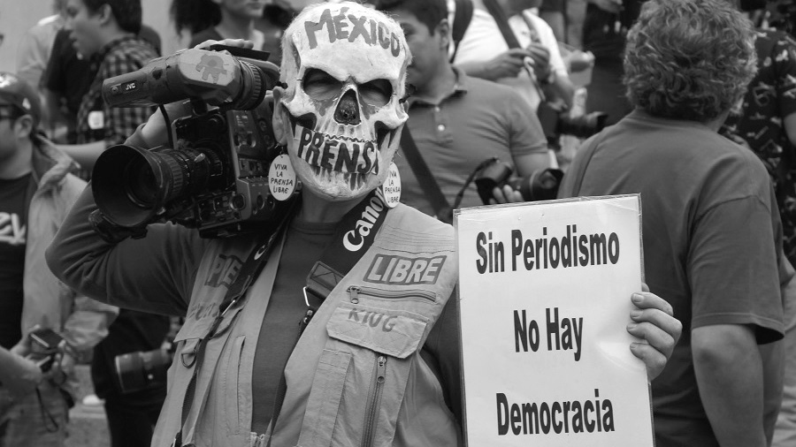 México: “¡La verdad no se calla, ni con muertos ni con balas!”