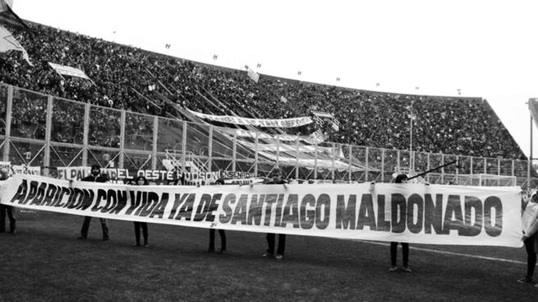 santiago-maldonado-aparicion-futbol-reclamo-latinta