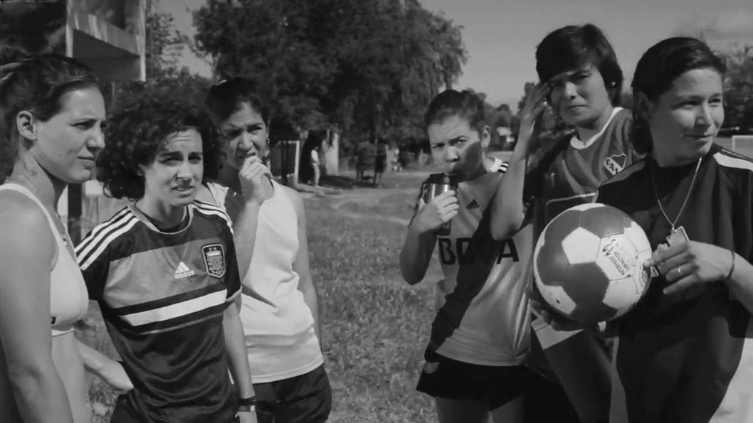 «Hoy partido a las 3»: el fútbol como resistencia feminista