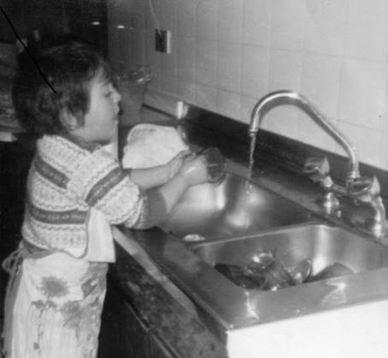 Mariconcitos-nene-lavando-gay
