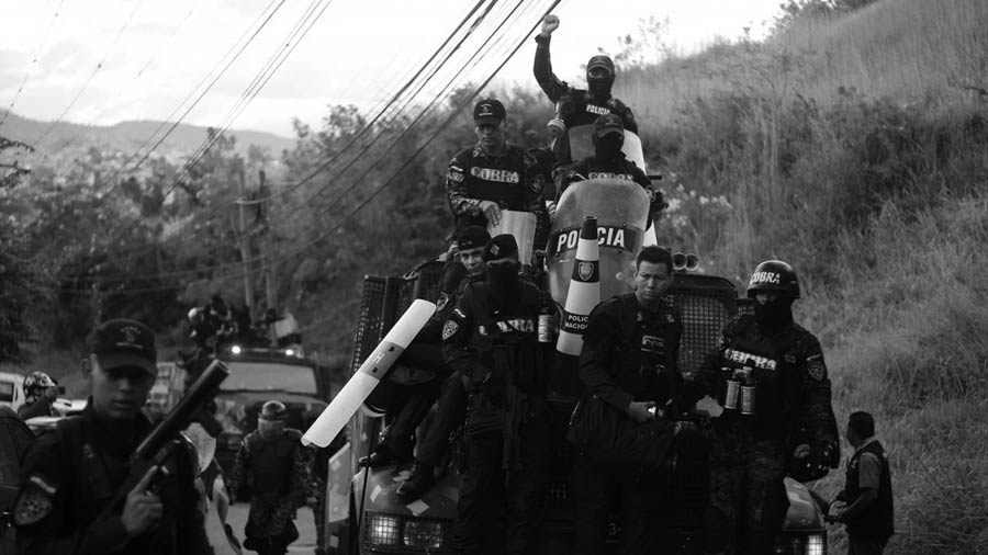 Honduras: crece la rebelión policial contra el gobierno