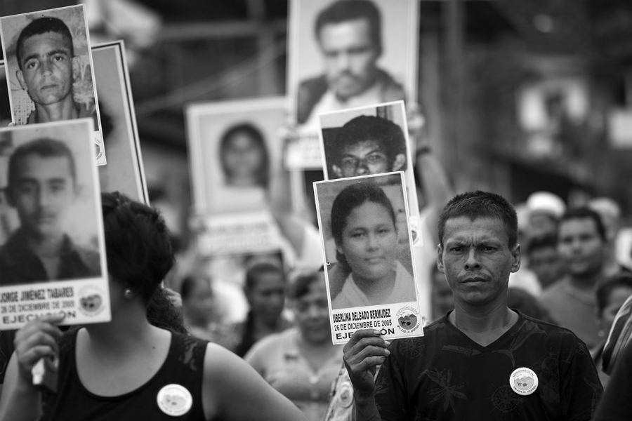 Colombia-defensores-de-ddhh-asesinados-la-tinta
