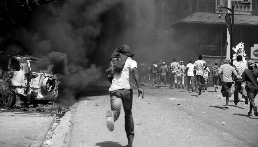 Haiti-FMI-protestas-la-tinta