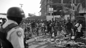 Haiti-manifestaciones-policia-la-tinta
