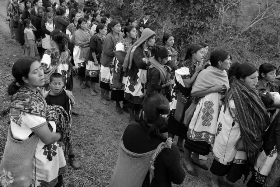 Mexico mujeres tzotziles desplazadas la-tinta