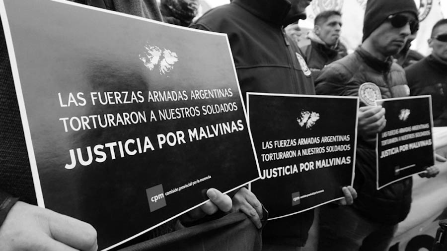 Malvinas: 18 militares serán indagados por las torturas cometidas durante la guerra