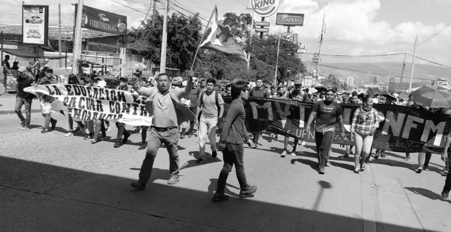 Honduras manifestacion en defensa eduacion la-tinta