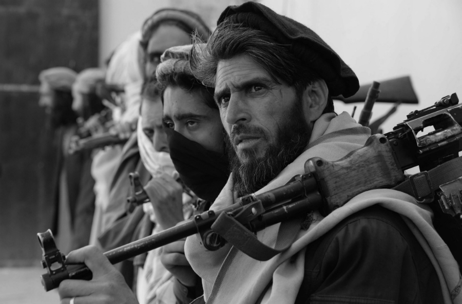Afganistan Taliban combatientes la-tinta