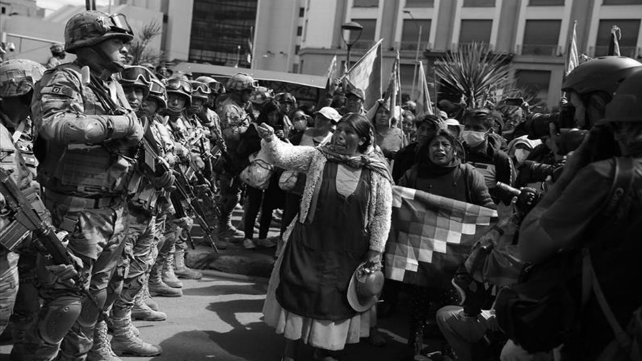 Bolivia represion a pobladores la-tinta