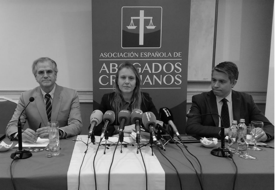 España Asociación Española de Abogados Cristianos la-tinta