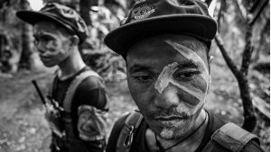 Filipinas guerrilleros NPA la-tinta