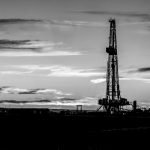 Las petroleras no invierten, el Estado las subsidia
