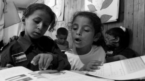 Palestina niñas escuela la-tinta