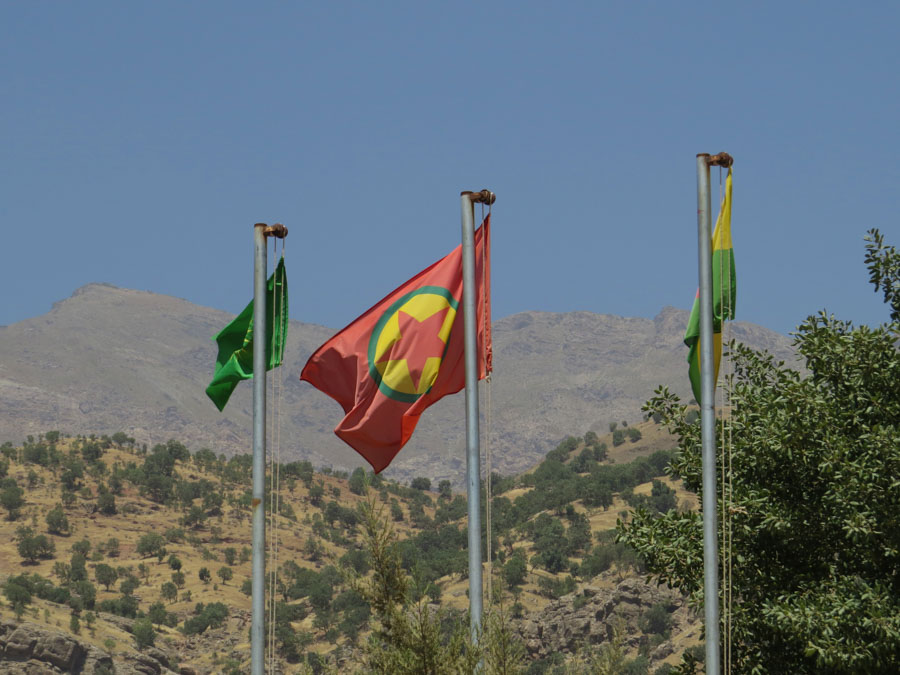 2 Kurdistán Bandera PKK la-tinta