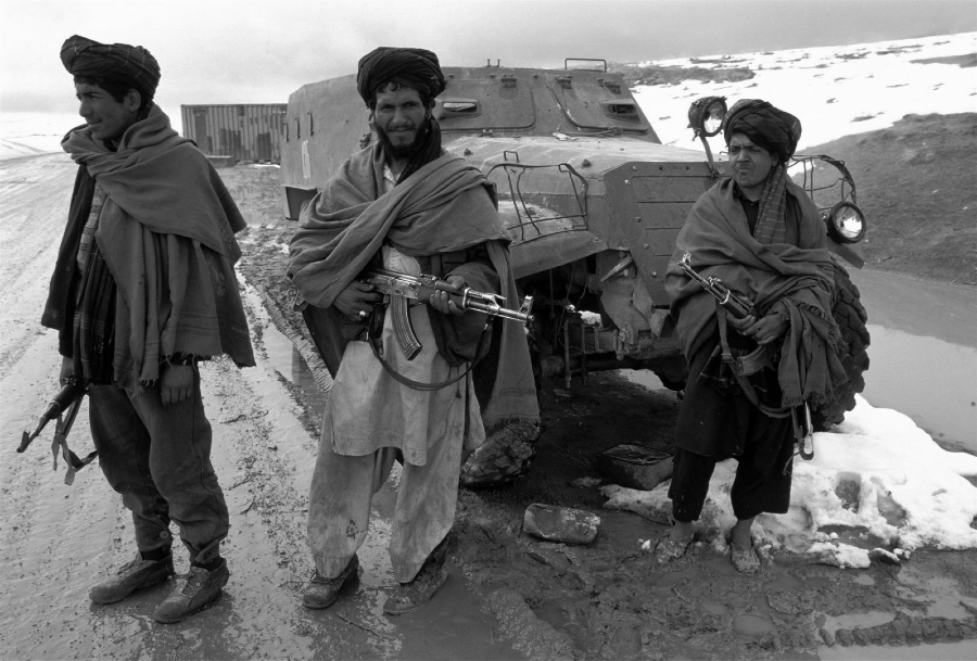 Afganistan combatientes talibanes la-tinta