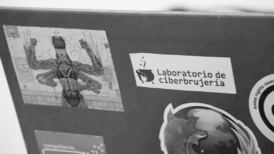 Laboratorio-de-ciberbrujeria-mujer-ciberfeminismo-feminismo-09