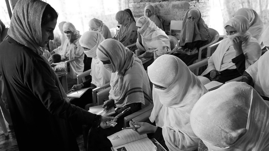 Afganistan Rawa organizacion de mujeres la-tinta