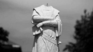 cristobal-colon-decapitado-estatua