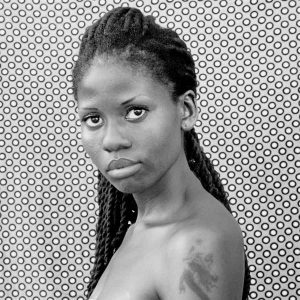 negra-afro-mujer-zanele-muholi