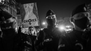 Enormes movilizaciones en Polonia contra las restricciones al acceso al aborto