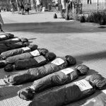 Quiénes montaron la escena fúnebre en la Plaza de Mayo