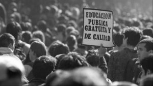 Estudiantes constituyentes: a 20 años del mochilazo en Chile
