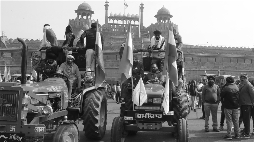 India agricultores llegan a la capital la-tinta
