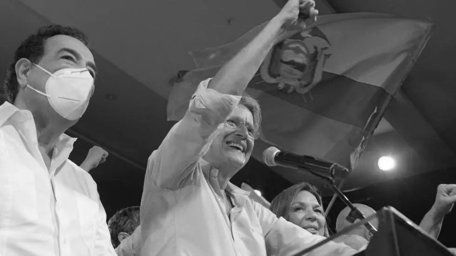 Ecuador Guillermo Lasso presidente electo la-tinta