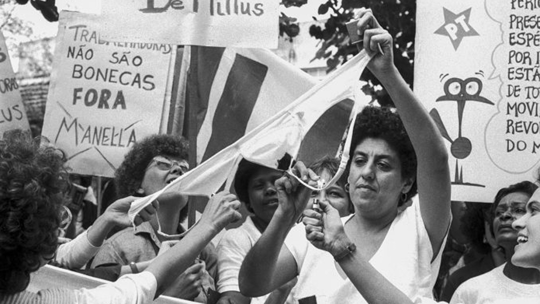 Claudia Ferreira: la guardiana fotográfica de la memoria feminista de Brasil