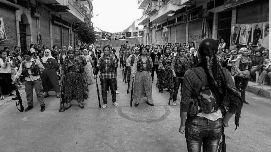 Rojava mujeres autodefensa la-tinta