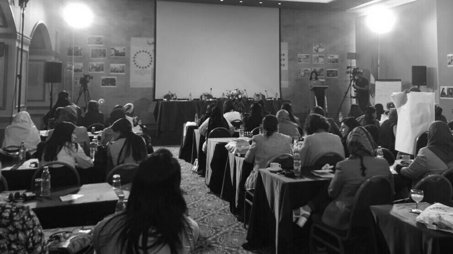 Libano segunda conferencia de mujeres Medio Oriente la-tinta