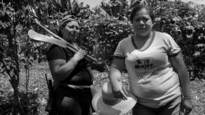 El Salvador mujeres campesinas la-tinta