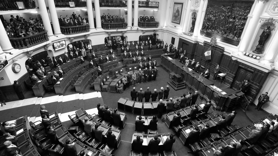 Peru Parlamento la-tinta