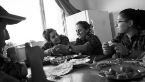 Rojava guerrilleras casa de familia la-tinta