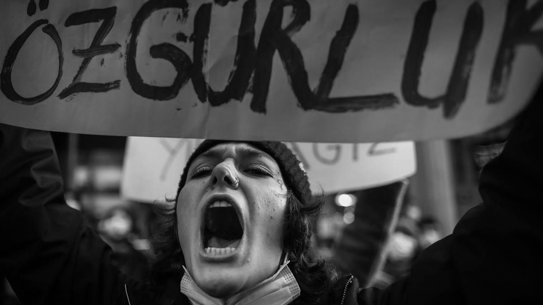 marcha-8M-Estambul-Turquia-mujeres-feminismo-2