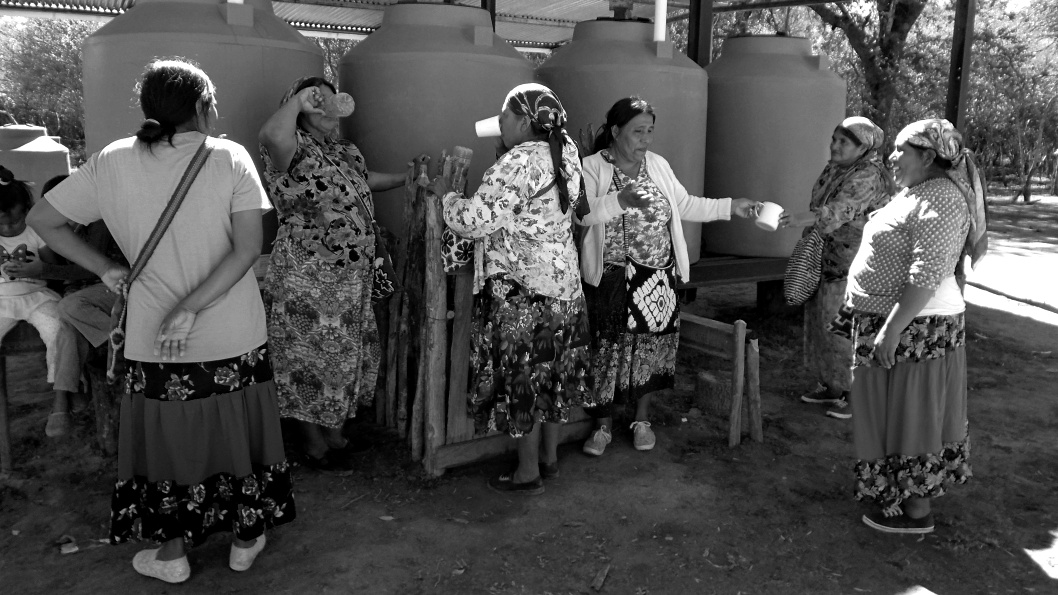 Comunidad-Wichi-mujeres-pueblos-originarios-FUNDAPAZ-2