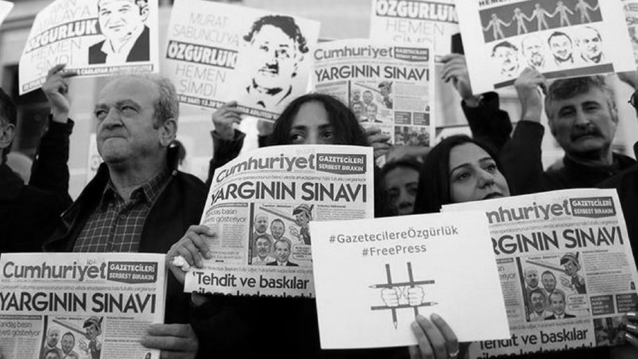 Turquia protestas periodistas la-tinta