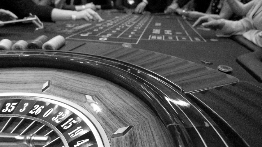 ¿Cuáles son las características principales de la ruleta dentro del casino online?