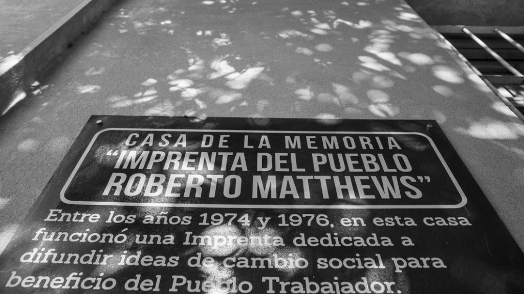 señalización-sitios-memoria-ex-Grupo-Artillería-141-José-Quintana-Refugio-Libertad-Imprenta-Pueblo-Roberto-Matthews