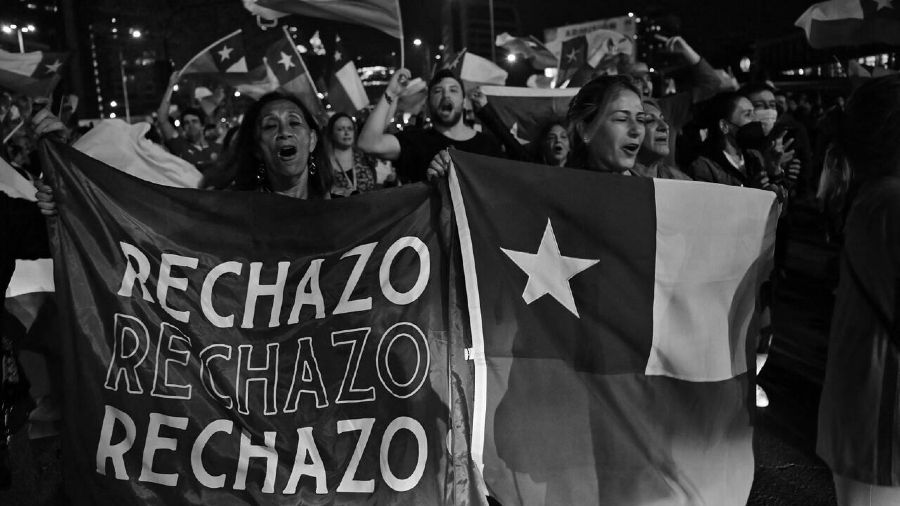 Chile constitucion rechazo la-tinta