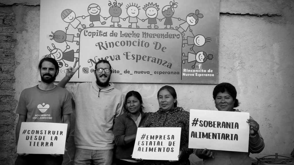 mujeres-trabajo-comunitario-merendero-comedor