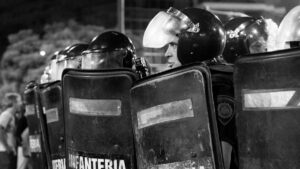 policia-cordoba-represion-cacerolazo