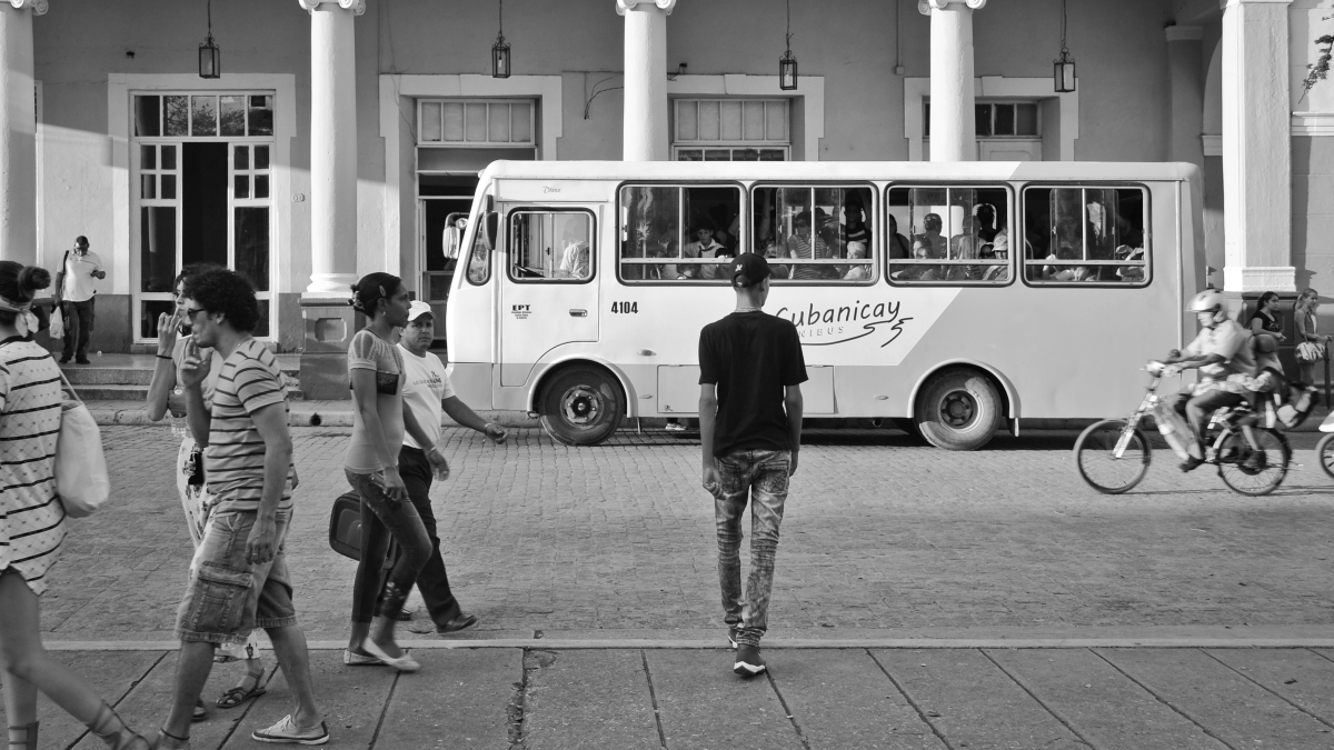 Es inexacta la imagen de la vejez, La Habana reverbera vitalidad