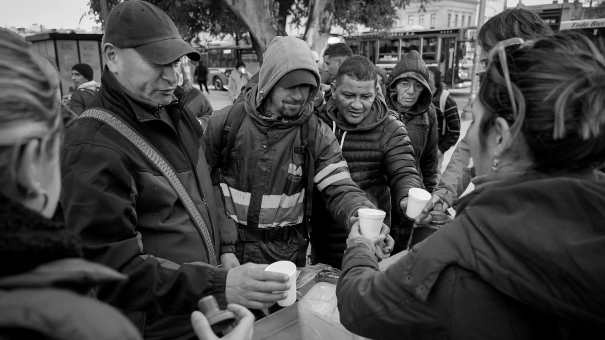 Nadie es descartable: realizan jornada solidaria para personas en situación de calle