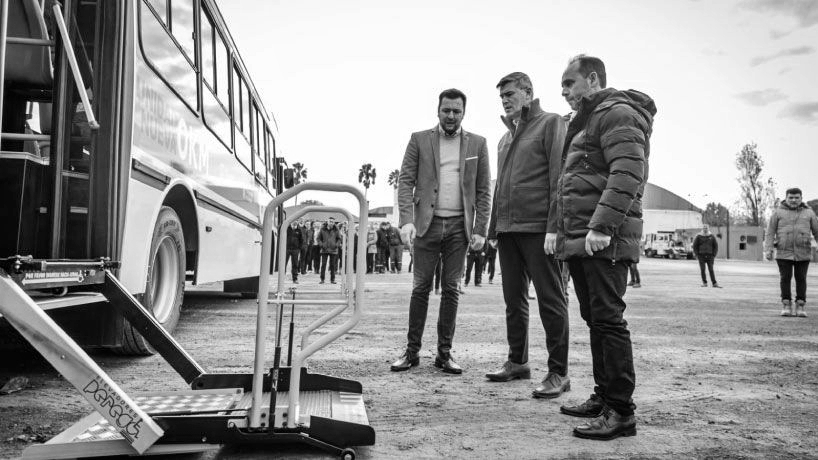 “Los colectivos con rampa hidráulica no son accesibles: son una cortina de inclusión”