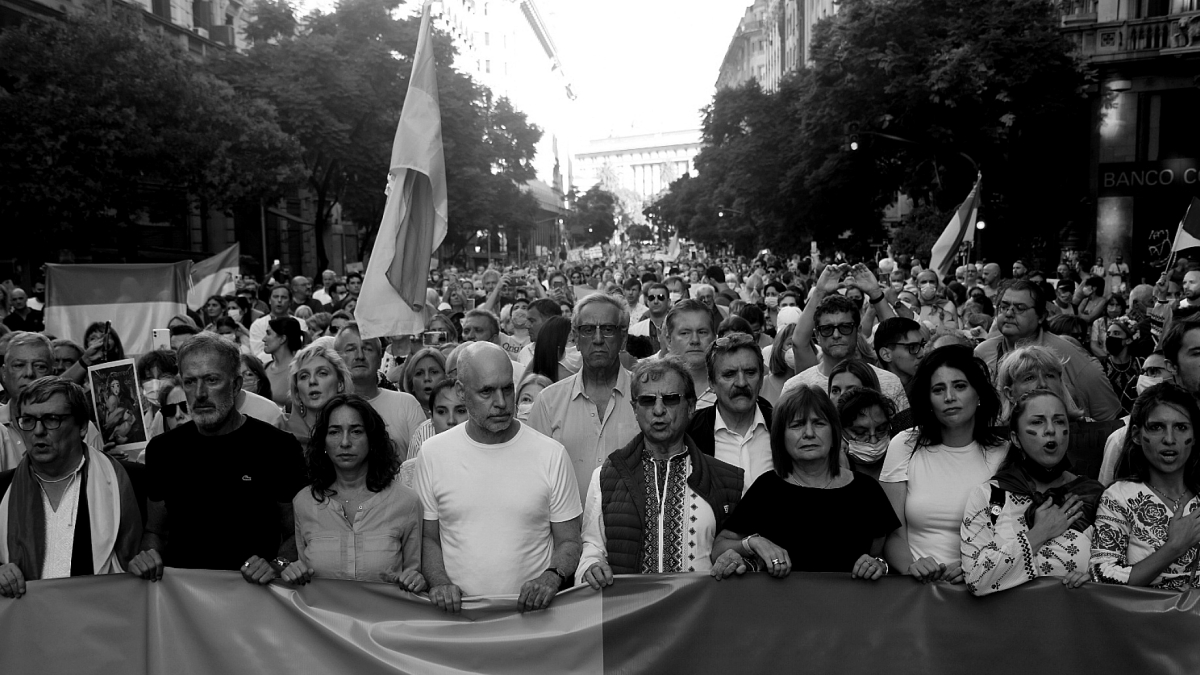 Larreta-bullrich-manifestacion