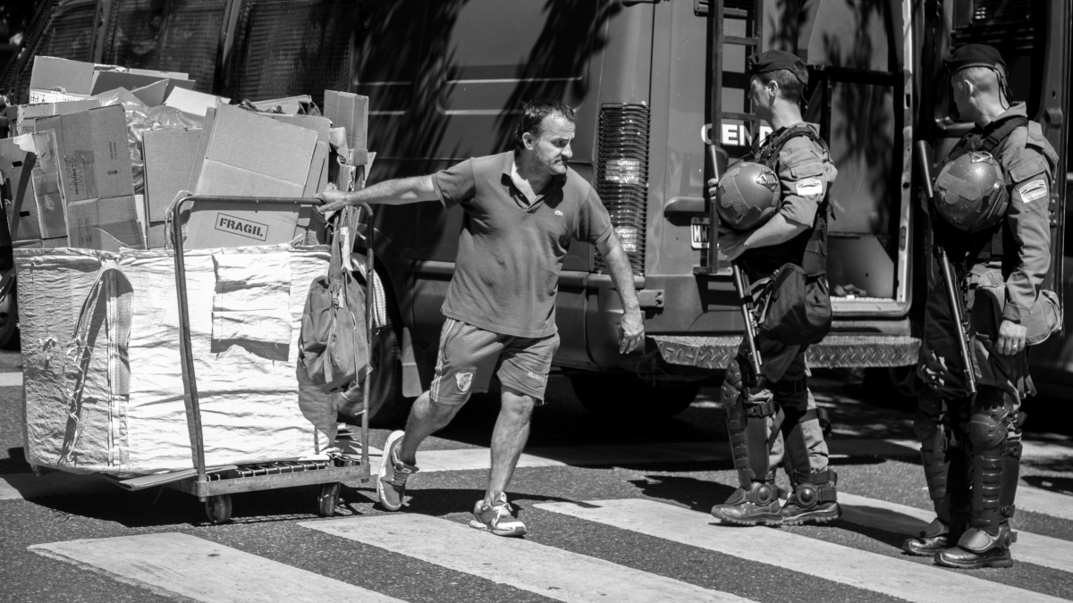 estado-policia-ajuste-cartonero