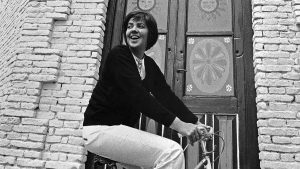 maria-elena-walsh-bicicleta